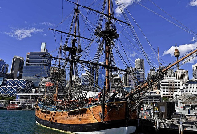 Die Endeavour &#8211; hier ein Nachbau...egelschiff des Seefahrers James Cook.   | Foto: AFP