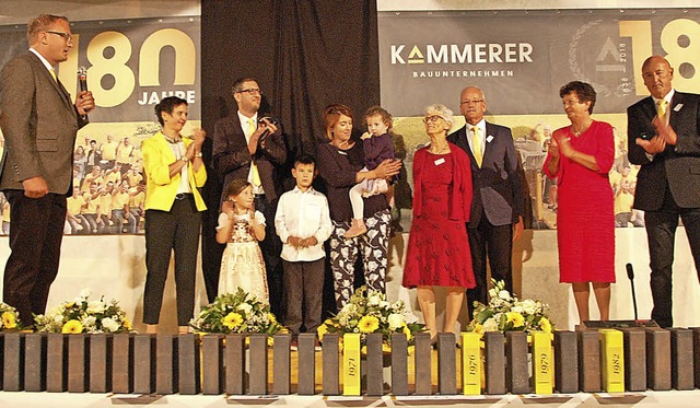 Hinter der Firma Kammerer steht eine s...t Vormann (von rechts) auszeichneten.   | Foto: Frey