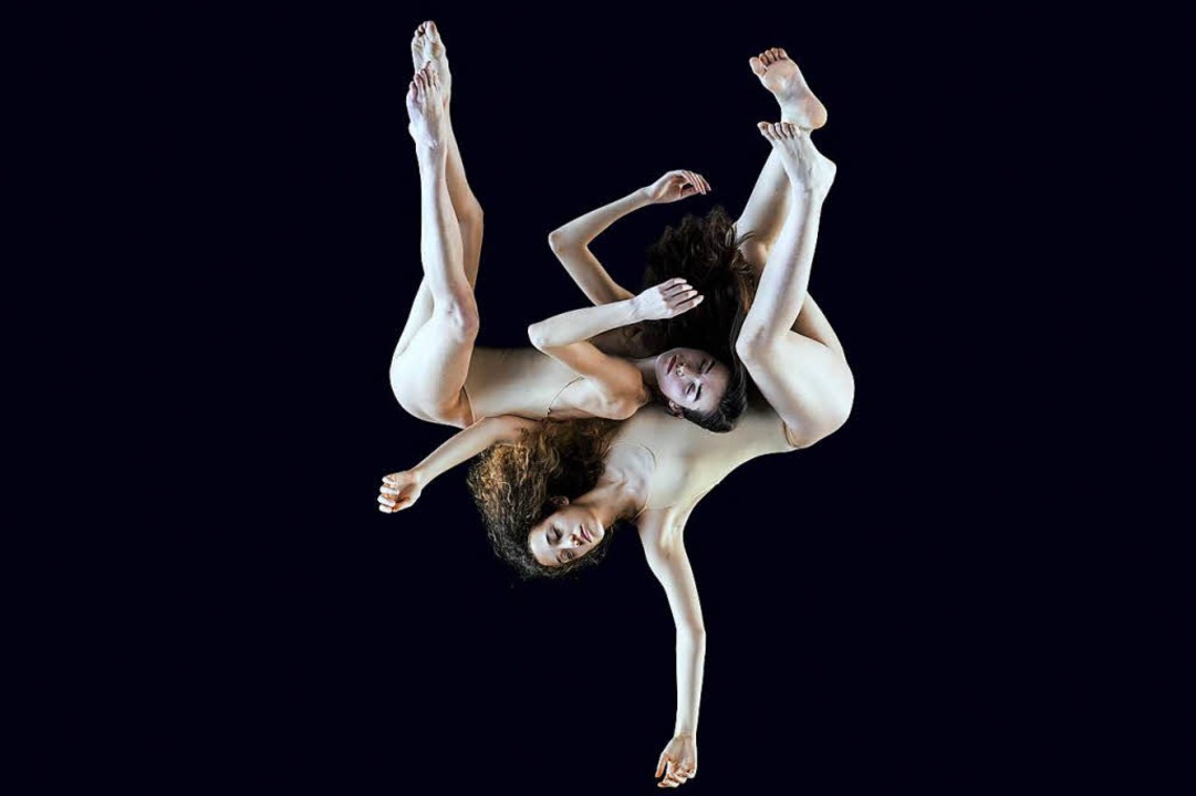 Szene aus dem Tanzstück &#8222;Gravity&#8220;  | Foto: Jean-Claude Carbonne