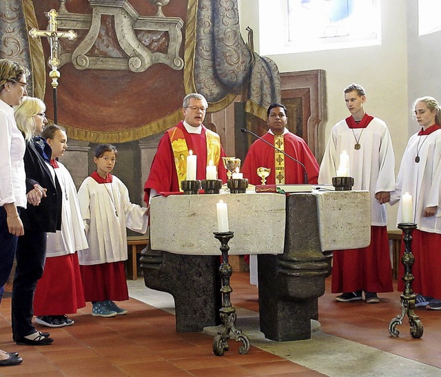 Mit zwei Gottesdiensten und einem Steh...Mauritius am Sonntag das Patrozinium.   | Foto: Reiner Merz