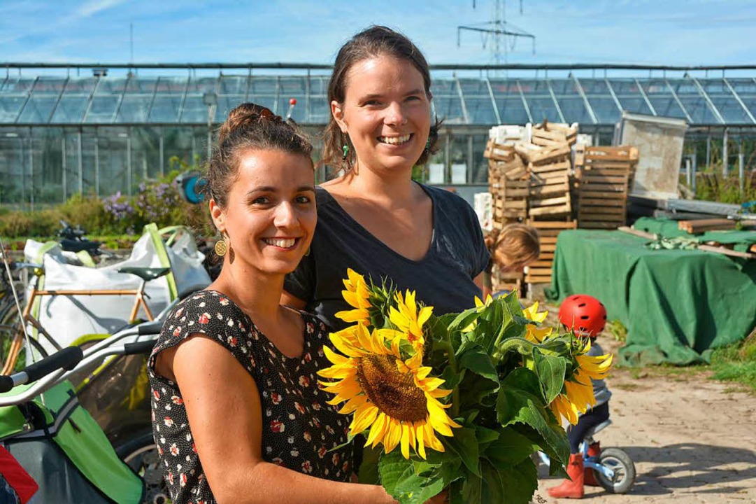 Stolz auf die &#8222;Gartenkinder&#8220;: Larissa Schweizer und Mira Berg   | Foto: Pinkawa