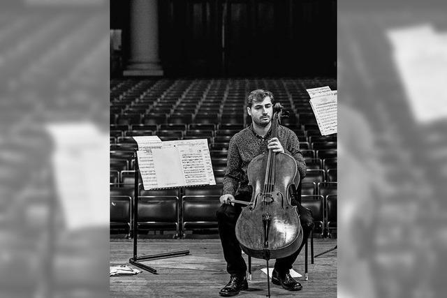 Stuttgarter Symphoniker mit Cellist Stefan Hadjiev im Parktheater Lahr