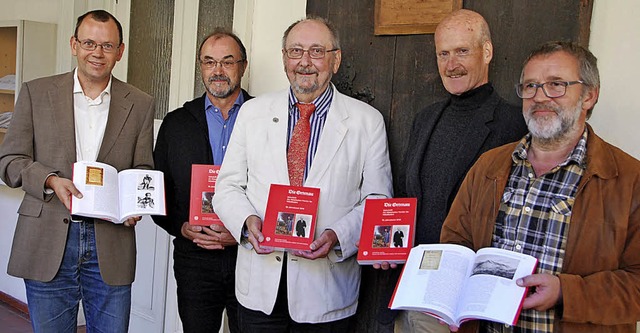 Cornelius Gorka, Ewald Hall, Klaus G. ...ns (von links) mit der neuen Ortenau.   | Foto: Victor Schreiner