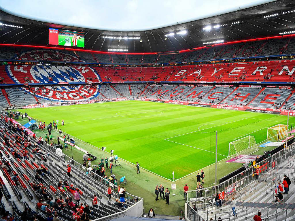 Mnchen (66 026): Die Arena der Bayern wird zentraler EM-Ort sein. Schon 2020 finden hier vier Spiele  statt.
