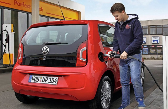 Erdgasfahrzeuge knnen mit geringeren ...tschland jedoch vergleichsweise dnn.   | Foto: Uli Sonntag/Volkswagen/dpa