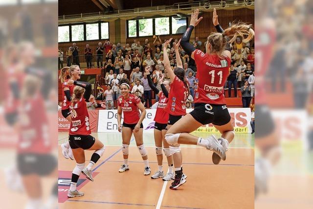 Perfekte Leistung zum richtigen Zeitpunkt: Offenburgs Volleyballfrauen führen Zweite Liga an