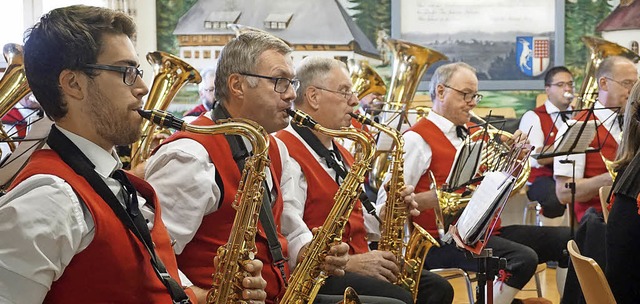 Unterhaltung: Zum Frhschoppenkonzert spielte der Musikverein Bernau-Auertal.   | Foto: Werner Steinhart