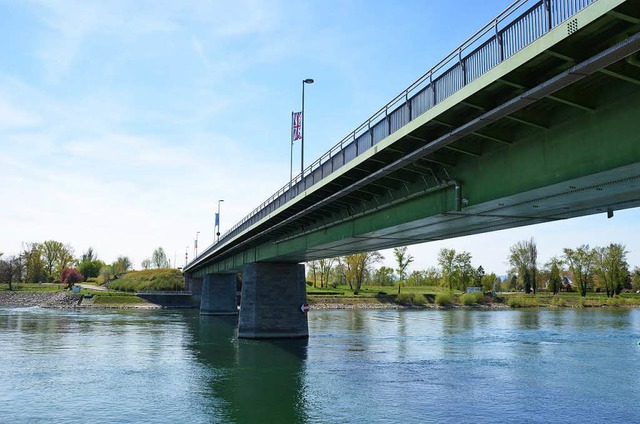 Fr die Autofahrer gibt es bei Breisac... genau verlaufen wird, ist noch offen.  | Foto: Daniel Kulessa