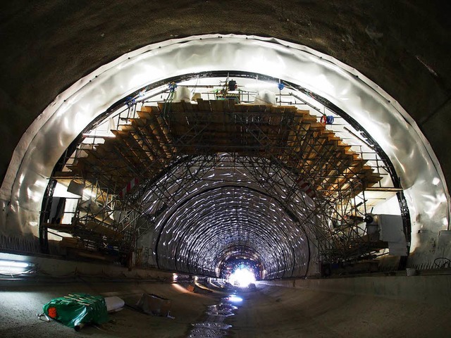 Licht im Tunnel: Der Herrschaftsbucktu... Stck A98 gehen Ende 2020 in Betrieb.  | Foto: Boris Burkhardt