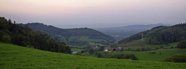 Kurz vor Sonnenaufgang hat BZ-Mitarbei...indlinger das Wildtaler Eck erreicht.   | Foto: Annika Sindlinger