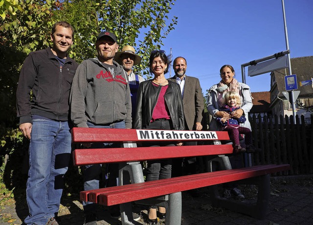 Fnf Mitfahrerbnke wurden in Schwanau... Ortschaftsrtin Carolin Markstahler.   | Foto: Christoph Breithaupt