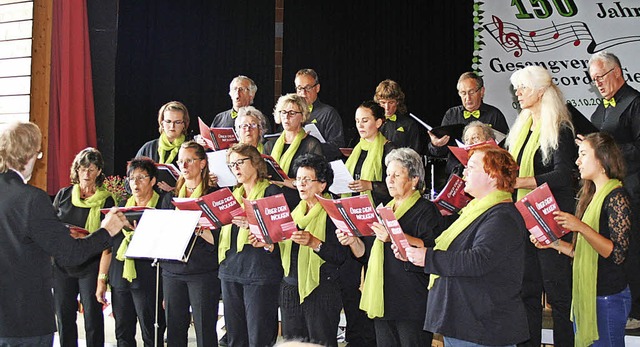 Im neuen Gewand prsentierte sich der  Gesangverein Gersbach  zum Jubilum.   | Foto: Maja Baier