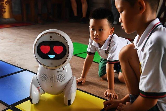 In China übernehmen auch Roboter die Erziehung im Kindergarten