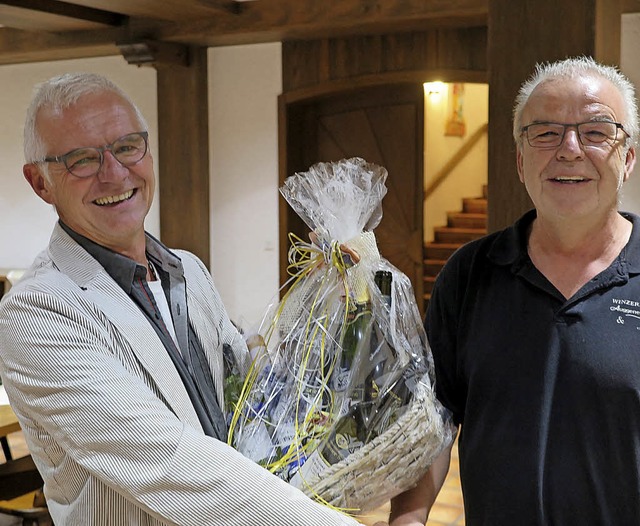 Fr seinen langjhrigen Verkaufsleiter...hrer Thomas Basler nur lobende Worte.  | Foto: B. Ehrlich