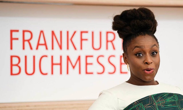Souverner Auftritt: Chimamanda Ngozi Adichie  | Foto: dpa