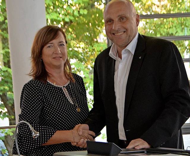 Katja Mller-Btow wurde am Montag von...neue Stadtrtin der FDP verpflichtet.   | Foto: Gerhard Walser