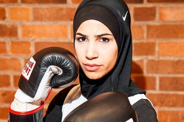 Muslima Zeina Nassar strebt eine Karriere als Boxerin an