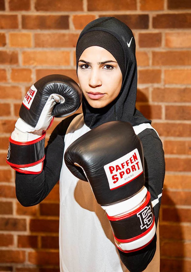 Kampfeslustig: Boxerin Zeina Nassar  | Foto: dpa