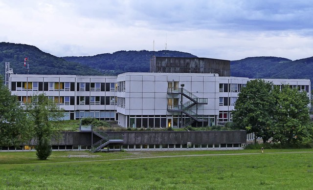 Der Kreistag hat dem Erbbaurechtsvertr...pitalgelnde und -gebude zugestimmt.   | Foto: Archivfoto: Fritsch