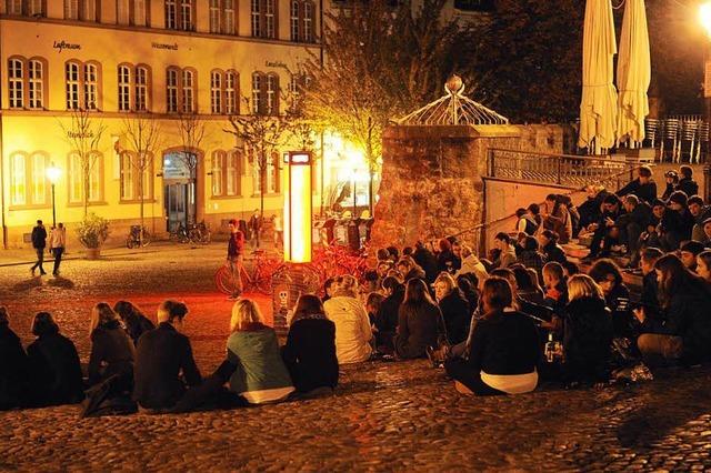 Verwaltungsgericht verhandelt ber nchtlichen Lrm auf dem Augustinerplatz