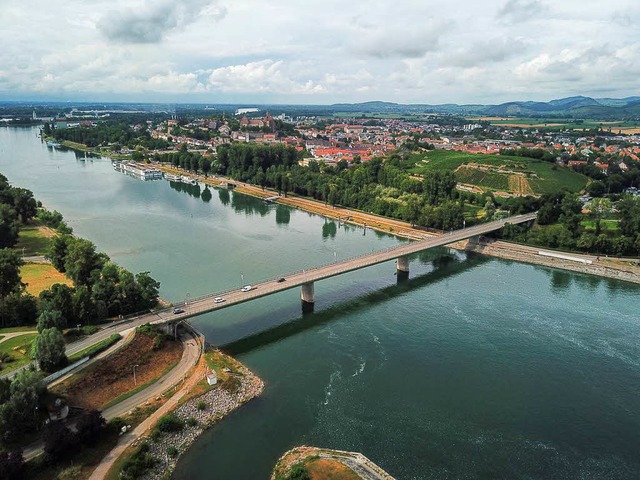 Bei Breisach soll wieder eine Bahnbrcke gebaut werden.  | Foto: Patrick Kerber