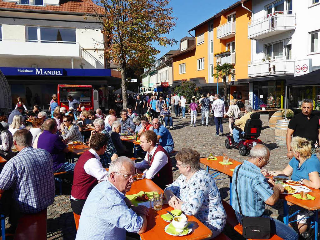 Fr jeden Geschmack etwas und jede Menge Spa gab es beim verkaufsoffenen Sonntag bei „Bad Krozingen im Herbst“.