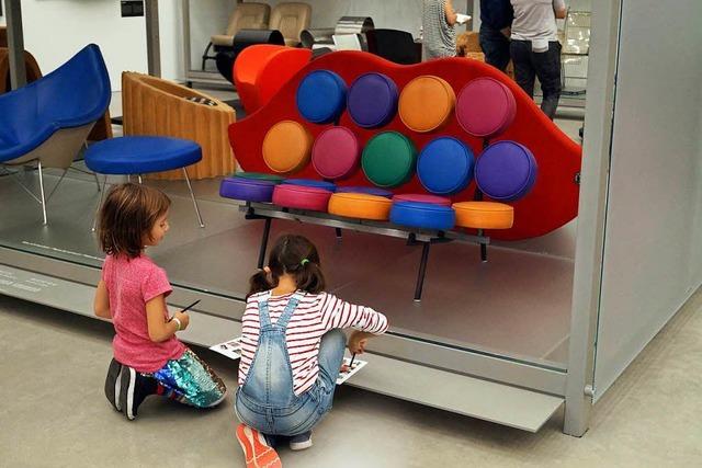 Kinder entdecken bei Vitra in Weil am Rhein Kunst und Design