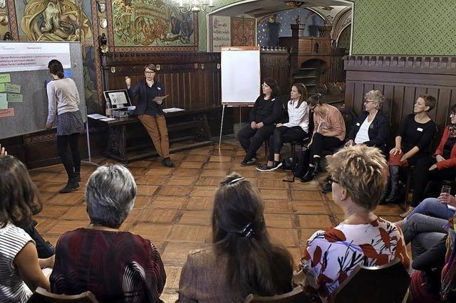 Frauen sammelten gemeinsam Ideen, wie sie ihre politische Teilhabe verbessern knnen
