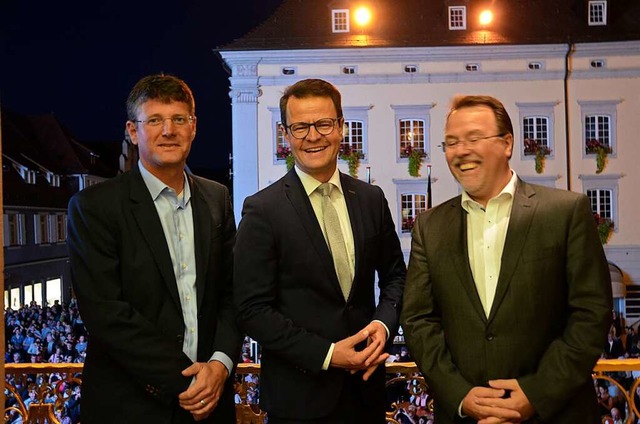 Der neue Oberbrgermeister zwischen se...rn Oliver Martini und Hans-Peter Kopp.  | Foto: hr