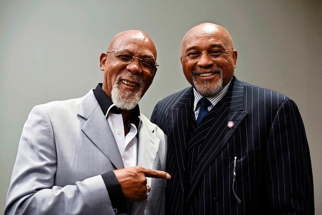 John Carlos (links) und Tommie Smith heute   | Foto: dpa