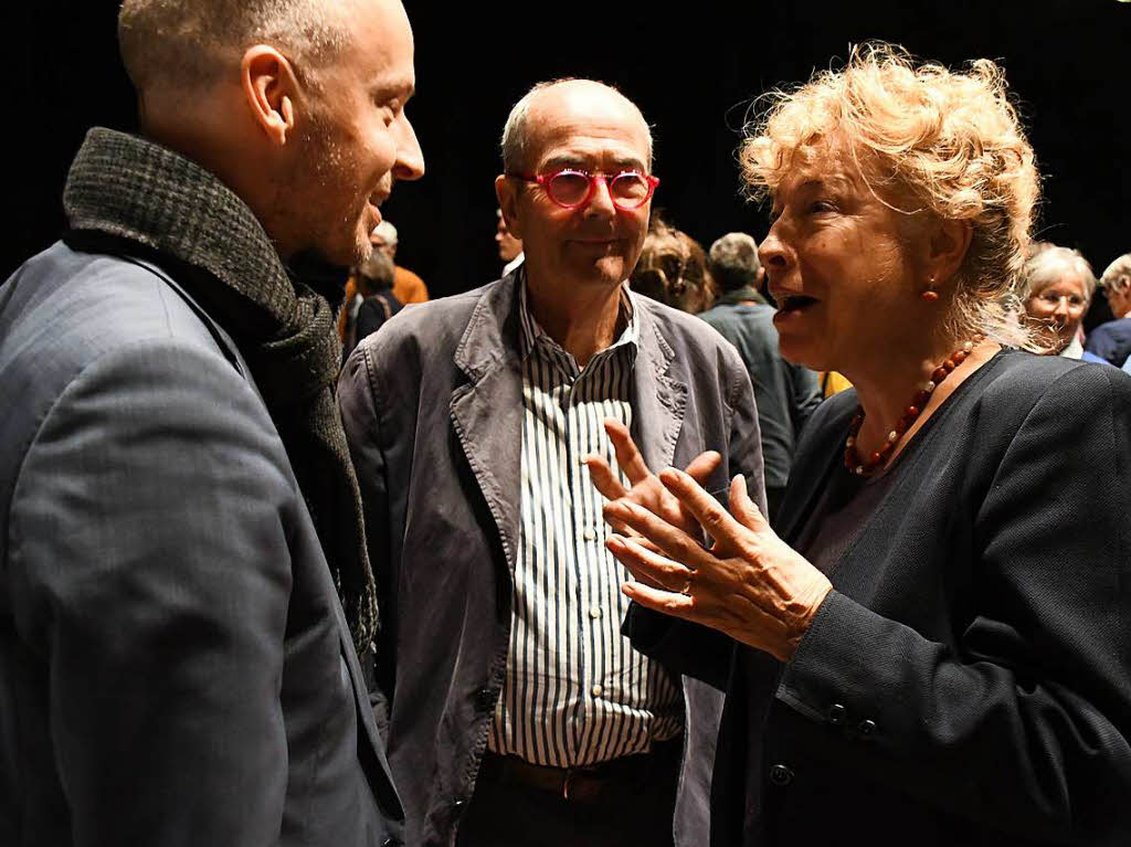 Gesine Schwan im Gesprche mit Tim Gbel (Geschftsfhrer Schpflin-Stiftung) und Hans Schpflin (Mitte).