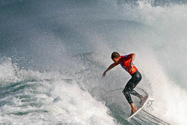 Andy Irons surft 2004 vor der spanischen Kste.  | Foto: RAFA RIVAS
