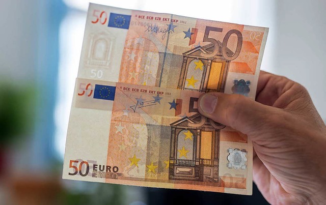 Im Fricktal sind geflschte 50-Euro-Scheine aufgetaucht. (Symbolfoto)  | Foto: dpa
