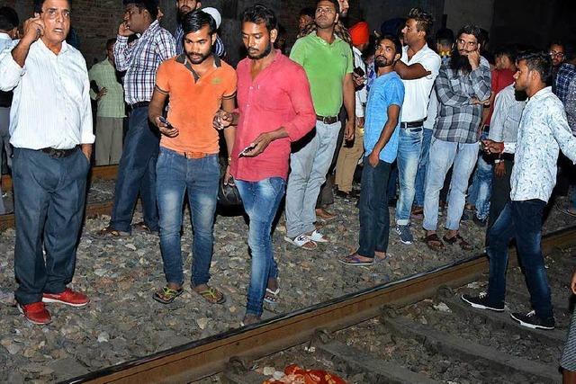 Mindestens 60 Tote bei Zugunglück in Indien