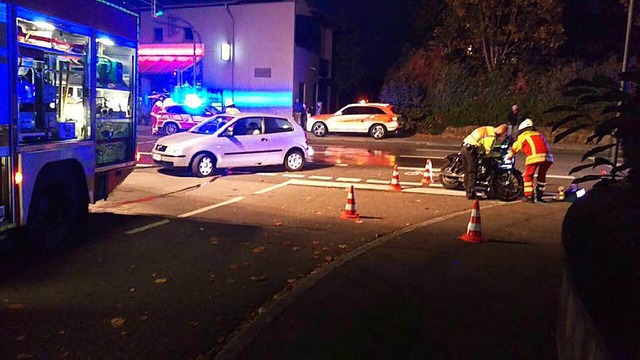 Der Motorradfahrer wurde leicht verletzt.  | Foto: Feuerwehr Bad Sckingen