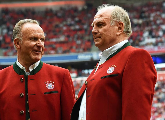 Bayern-Bosse: Karl-Heinz Rummenigge (l.) und Uli Hoene.  | Foto: AFP