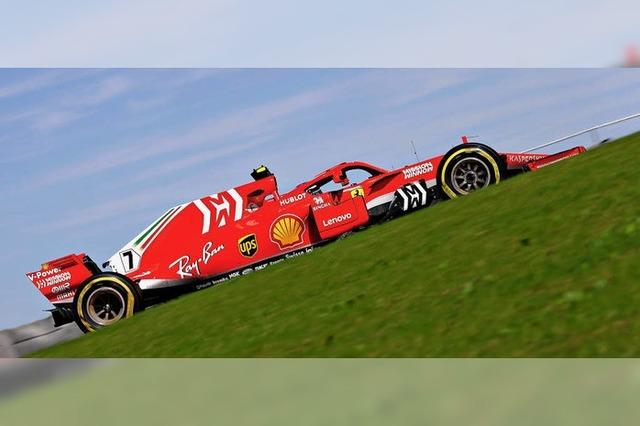 Kimi Räikkönen hilft Sebastian Vettel