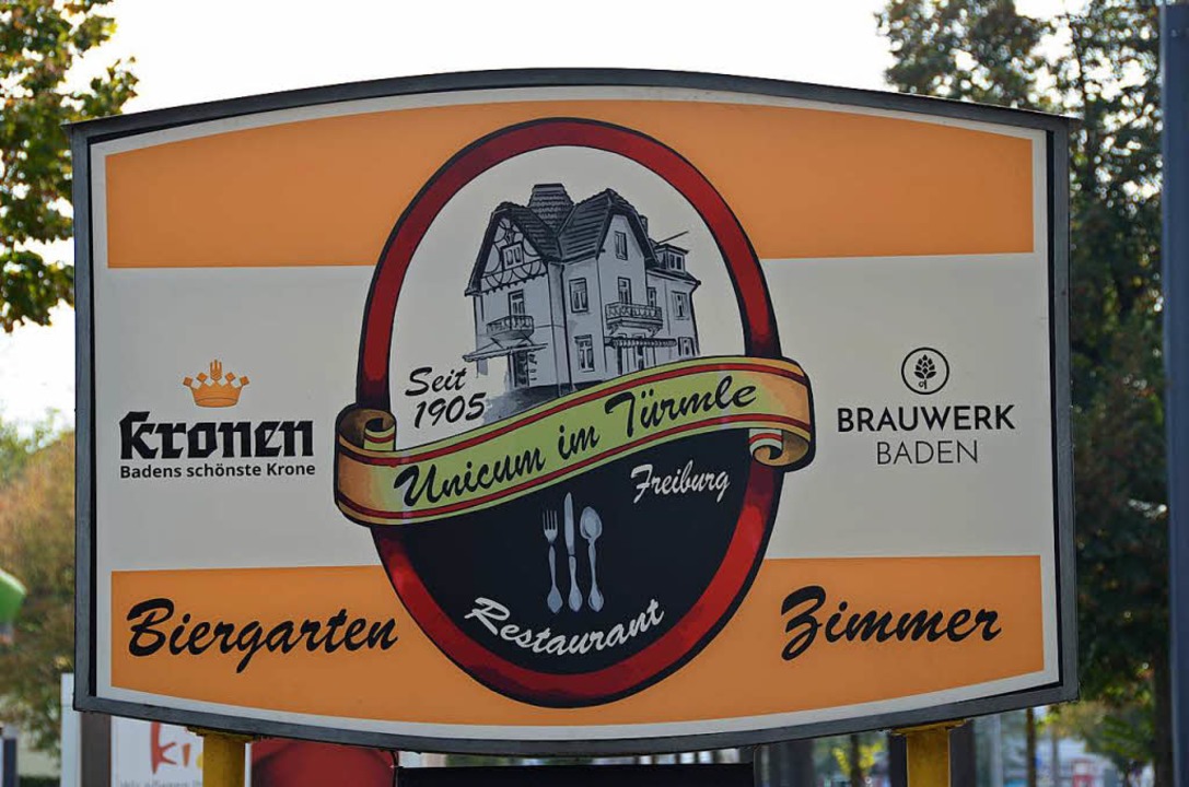 Das Unicum im Trmle liegt zwischen ei...einem Sportplatz in Freiburg Zhringen  | Foto: Manuel Fritsch