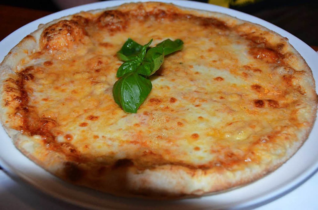 Pizza Margherita kostet 6,50 Euro.  | Foto: Manuel Fritsch