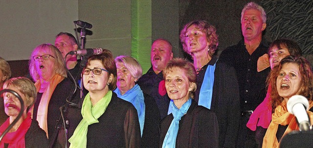 Die Kirche in Todtnau stand frmlich K...erenden Chor bestens vorbereitet hatte  | Foto: Karin Stckl-Steinebrunner