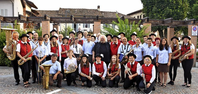 Die Banda Musicale aus La Morra und die Sulzburger Stadtmusik   | Foto: Stadt Sulzburg/Martin Pfefferle