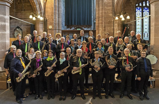 Das Lrracher Projektorchester am Sonn...vor dem Konzert in St. Mary, Chester.   | Foto: Benedikt Walter