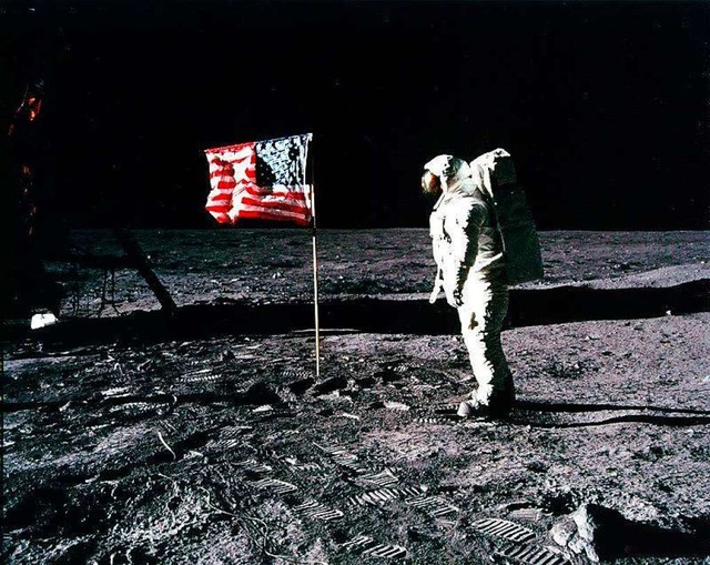 Dieses Foto vom 20. Juli 1969 zeigt de...Astronauten Edwin Aldrin auf dem Mond.  | Foto: dpa