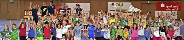 <BZ-FotoAnlauf>Aktionstag in todtnau:<...Silberberghalle in den Handballsport.   | Foto: tv todtnau
