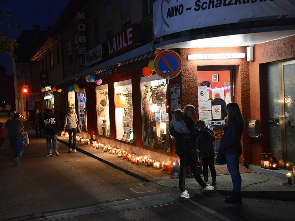 Impressionen vom Lichtereinkaufsabend und dem Barstreet-Festival