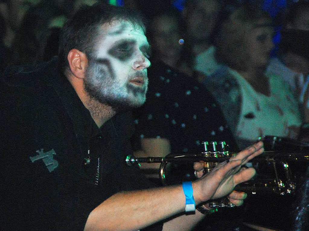 Schaurig-schön war’s bei der Halloween-Party der Schluuchturmgeischter am Samstag. Schaurig-schön war’s bei der Halloween-Party der Schluuchturmgeischter am Samstag.