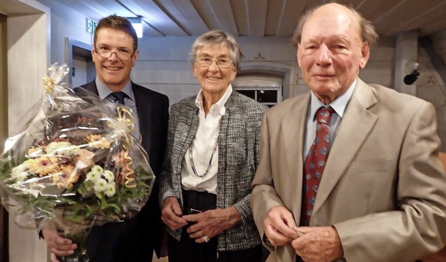 40 Jahre Wasserschloss-Renovierung: B...owie der Inzlinger Wappenscheibe aus.   | Foto: Johanna Hgg