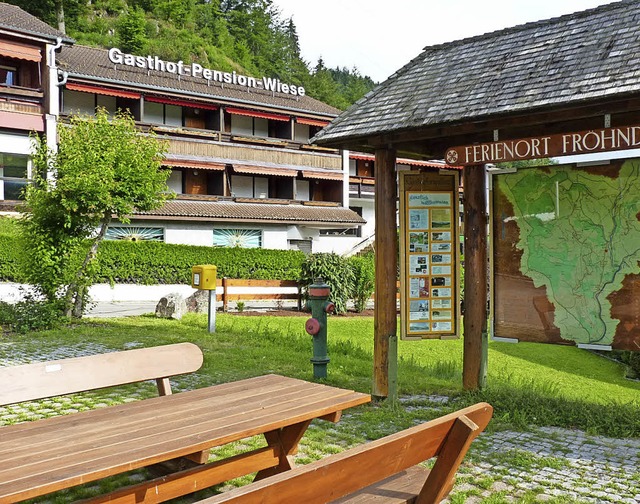 Das Frhnder Gemeindezentrum im Ortste...politisch der Mittelpunkt des Dorfes.   | Foto: Sattelberger