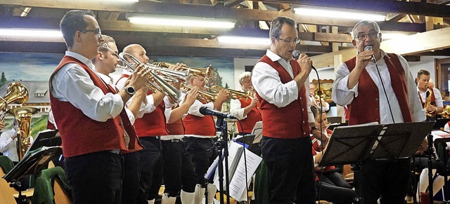 Blasmusik gehrt neben der traditionel...Schwbischen zum Frhschoppenkonzert.   | Foto: Werner Steinhart