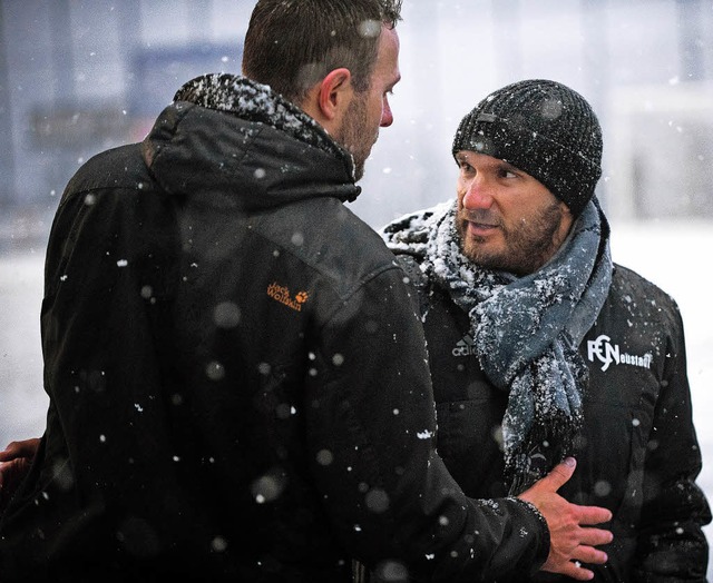 Der Lffinger Trainer Uli Brmann und ... mit 4:1 gewann, einiges zu erzhlen.   | Foto: Wolfgang Scheu